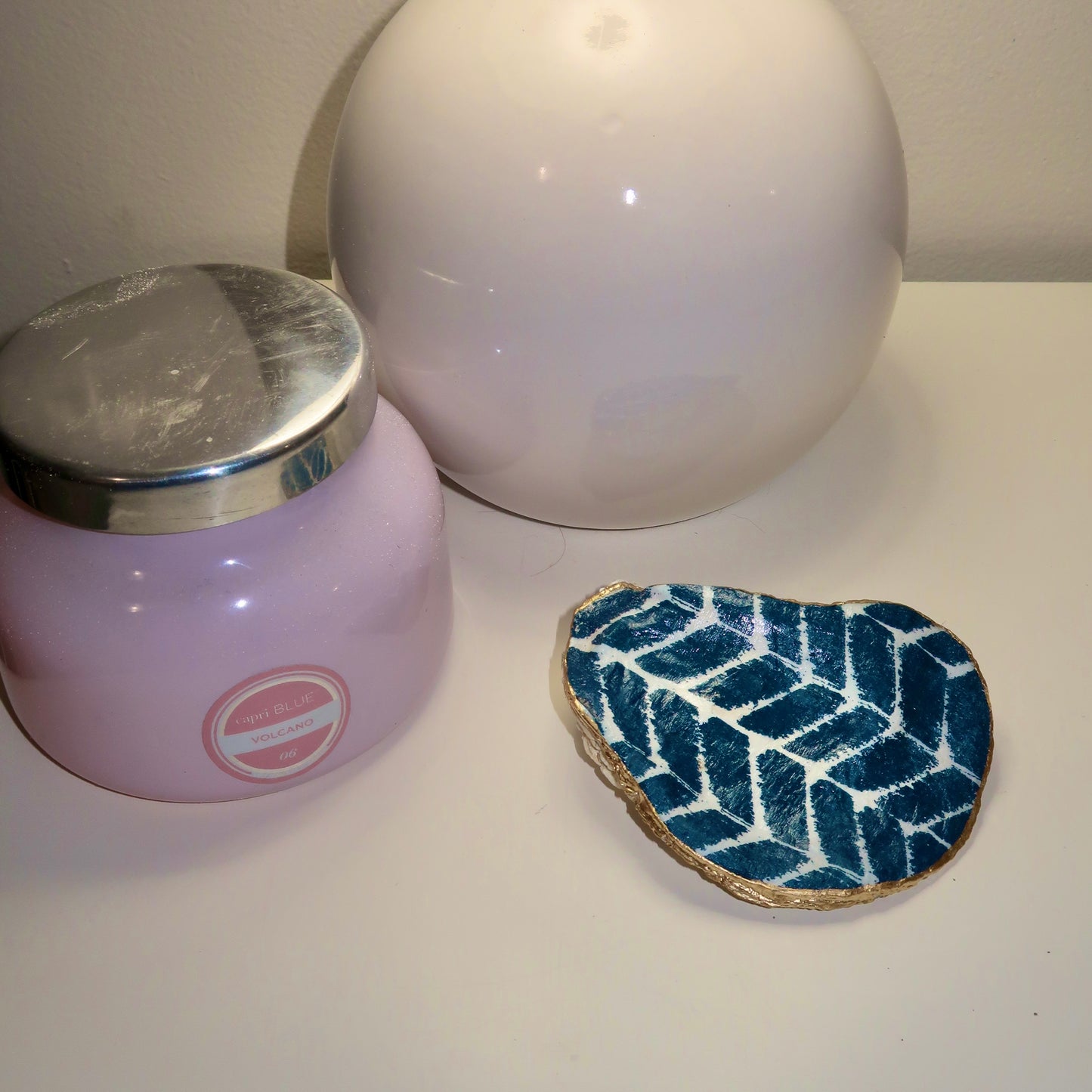 Indigo Current Oyster Shell Ring Dish