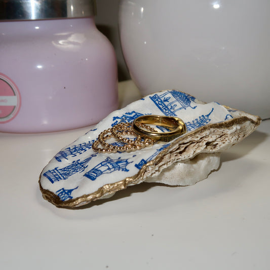 Coastal China Oyster Shell Ring Dish